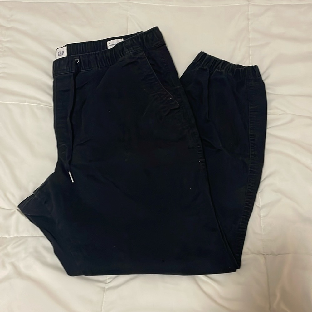Black Gap Essential Khaki Joggers, Size Large